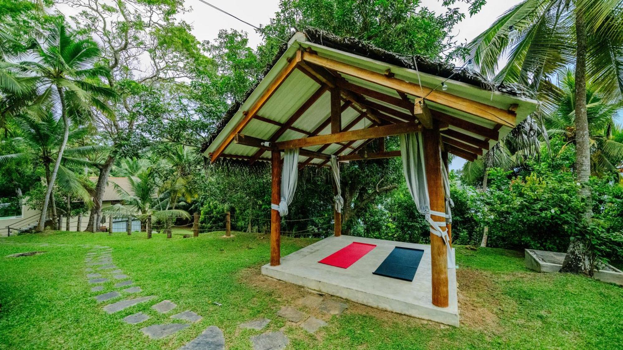 Serendipity Lake - Hikkaduwa Exterior foto